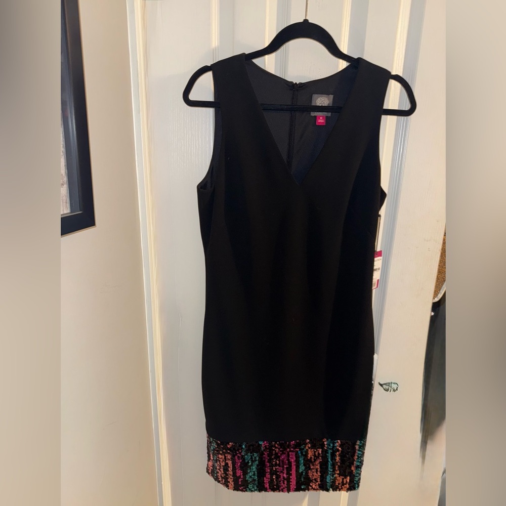 Vince Camuto Black and Red Sheath Mini Dress